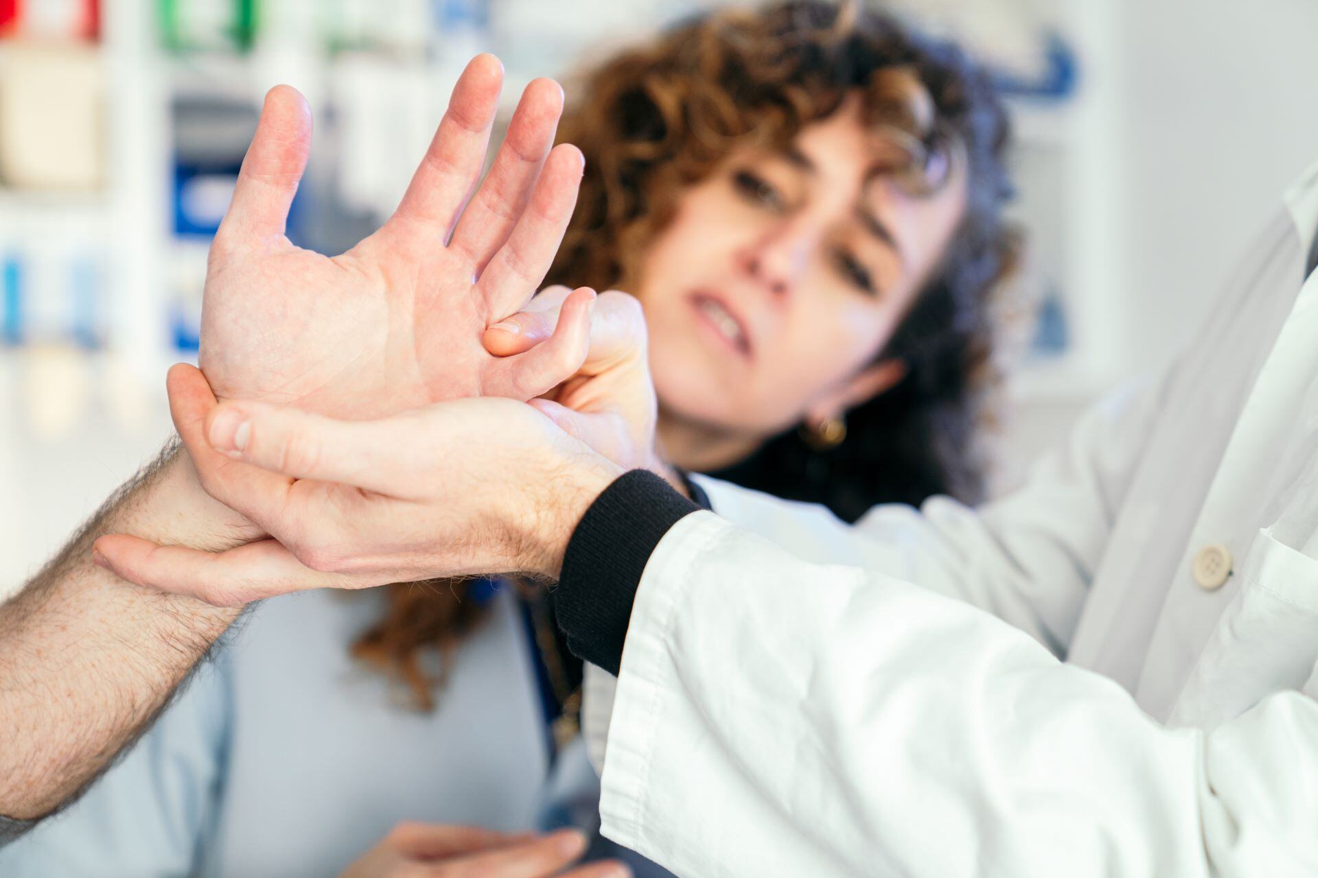 close-up-of-injured-finger-being-examined-by-clini-2024-02-29-21-42-25-utc-Nov-01-2024-07-32-20-6947-PM